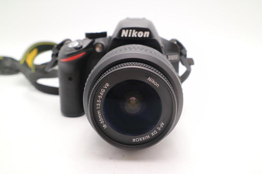 Nikon D3200 DSLR Camera 24.2MP with 18-55mm, Shutter Count 1829 Good REFURBISHED