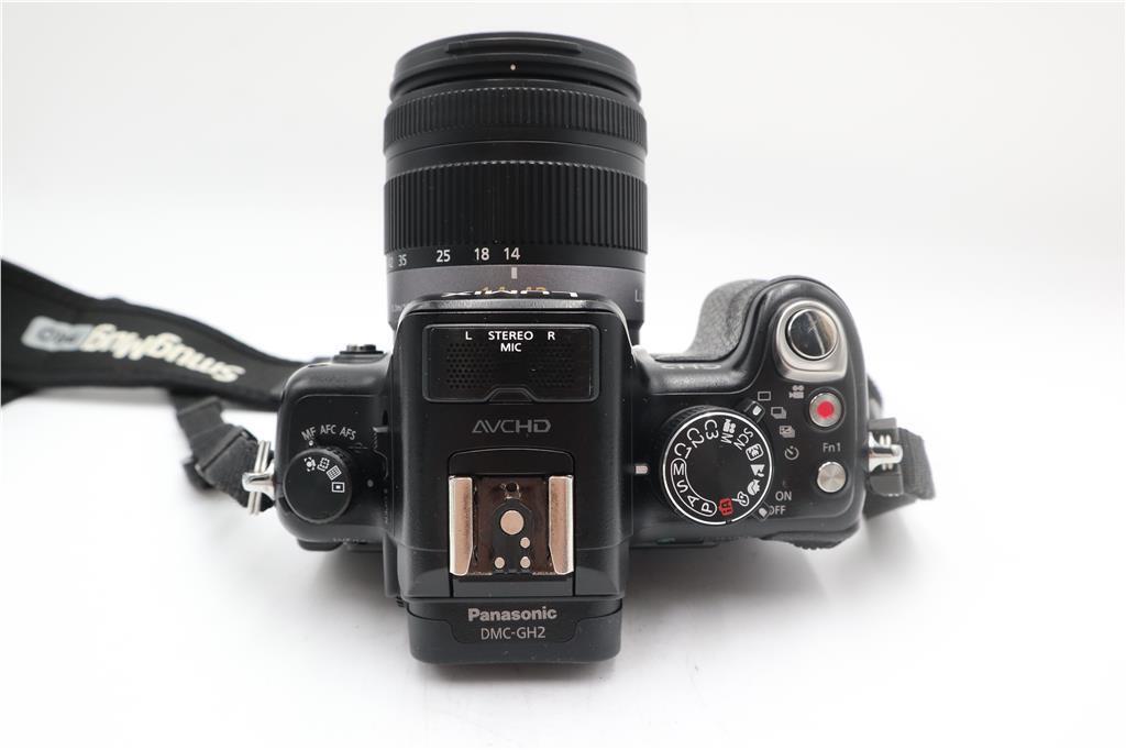 Panasonic GH2 Mirrorless Camera 16MP with 14-42mm, Shutter Count 15031, G. Cond.