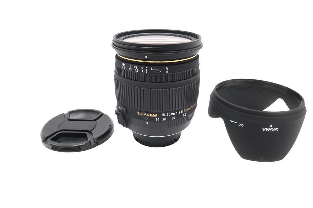 Sigma 18-50mm All-Around Lens F2.8 DC EX Macro for Nikon F-Mount, Very Good Cond