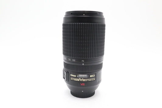 Nikon 70-300mm Telephoto Lens F4.5-5.6 G VR Full Frame Stabilised G. REFURBISHED