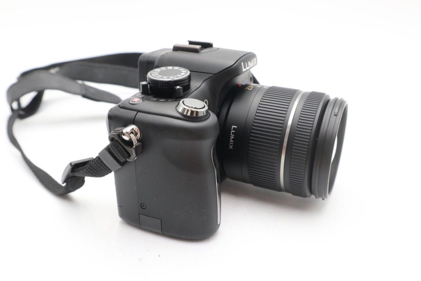 Panasonic G10 Mirrorless Camera 12.1MP with 14-42mm, Shutter C. 2972 REFURBISHED