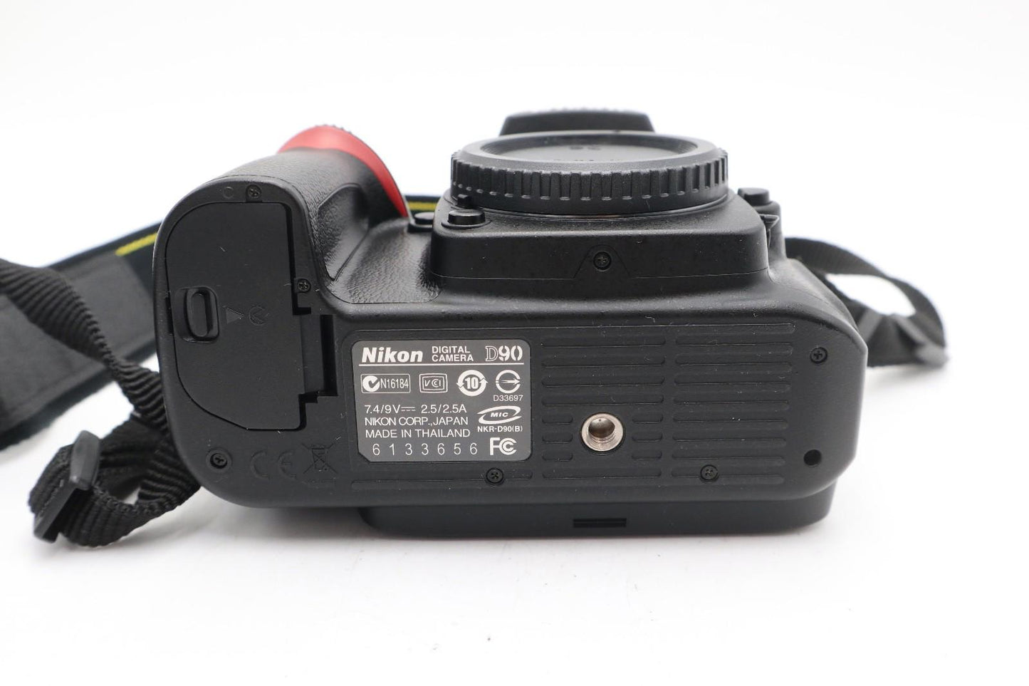 Nikon D90 DSLR Camera 12.3MP Body Only, Shutter Count 2%, Very Good REFURBISHED