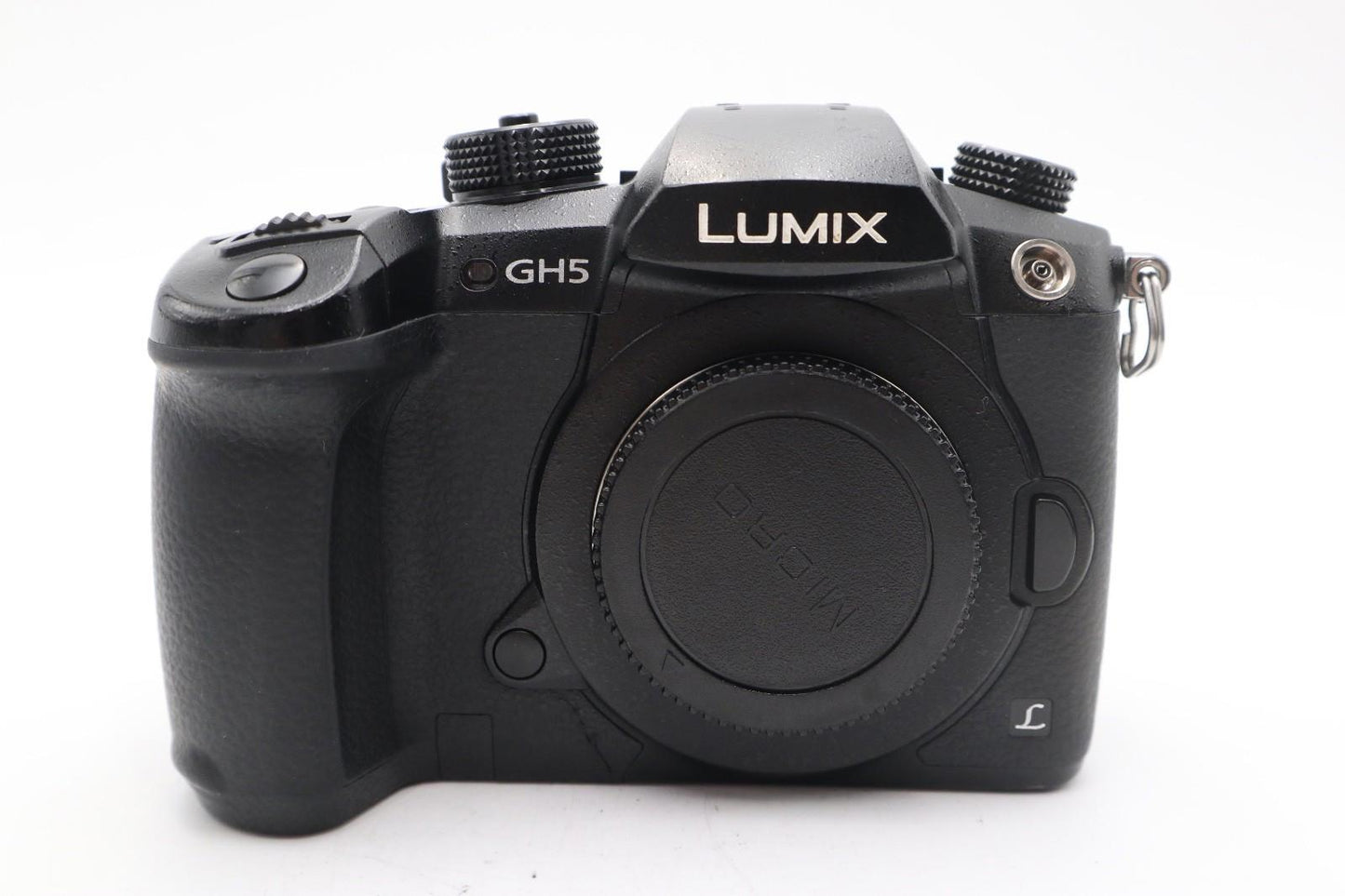 Panasonic DMC-GH5 Mirrorless Camera 20MP Body Only, Shutter 5589, Good Condition