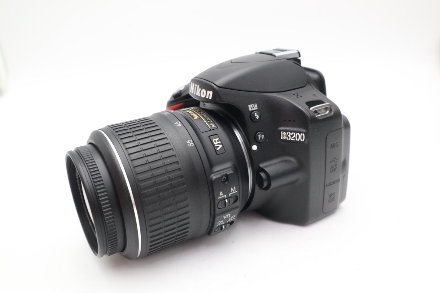Nikon D3200 DSLR Camera 24.2MP with 18-55mm, Shutter Count 3261, Very Good Cond