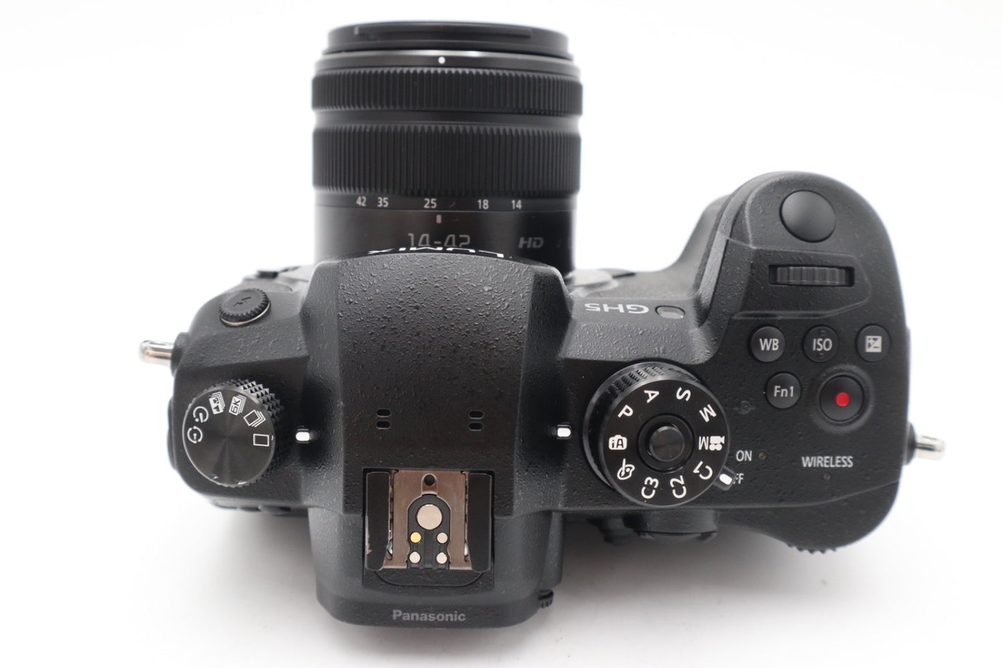 Panasonic DMC-GH5 Mirrorless Camera 20MP with 14-42mm, 4K Video,Shutter Count 84