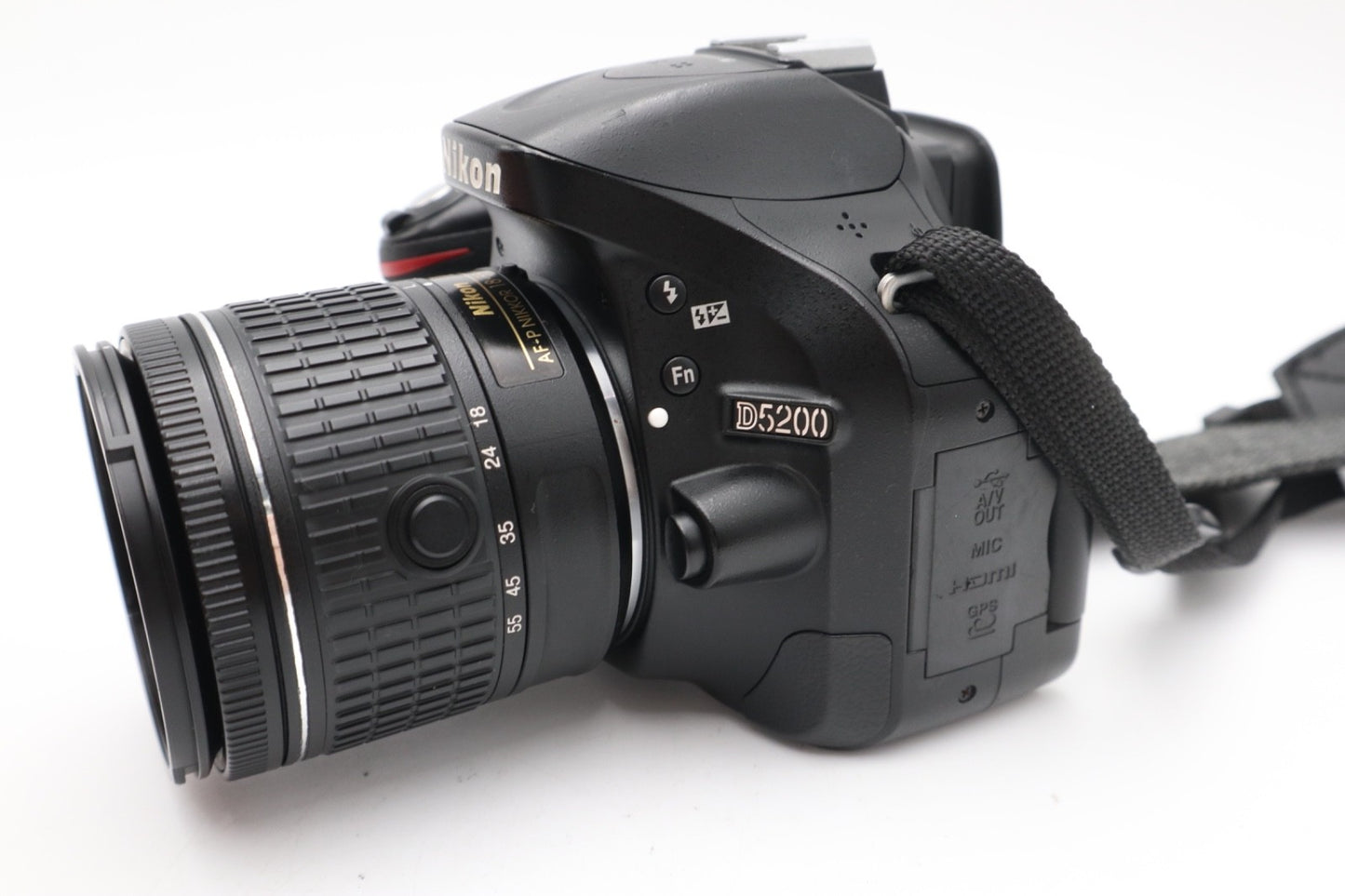 Nikon D5200 DSLR Camera 24.1MP with 18-55mm, Shutter Count 6270, Very Good Cond.