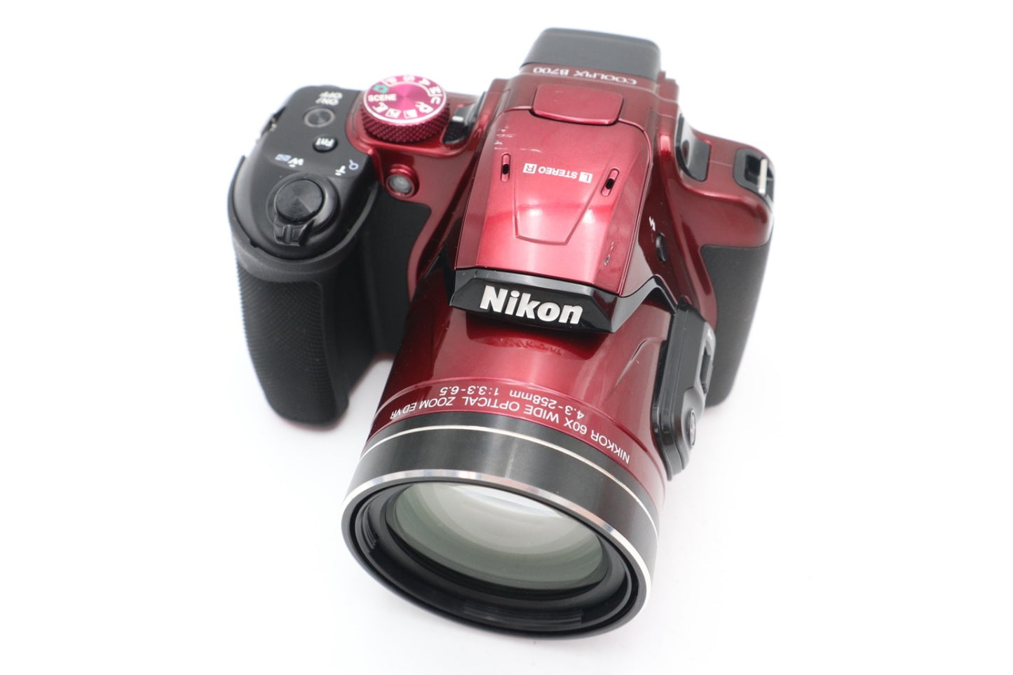 Nikon B700 Bridge Camera 20.3MP, 60x Optical Zoom, 4K , Wi-Fi, Good Condition