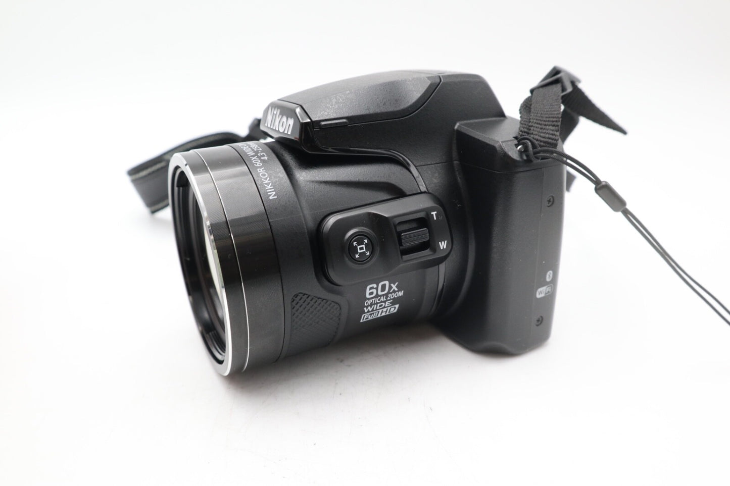 Nikon B600 Bridge Camera 16.0MP, 60x Zoom, Wi-Fi, FULL HD, Very Good Condition