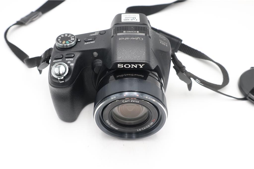Sony Cyber-Shot HX100 Camera 16.2MP, Digital Bridge, 30x Zoom, Good Condition
