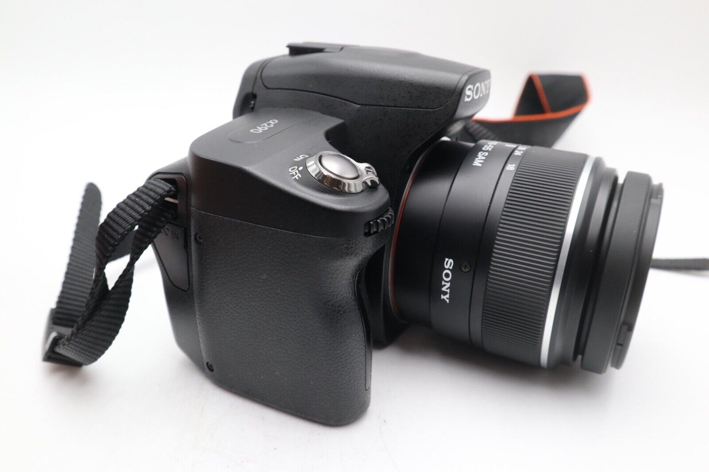 Sony Alpha A290 Camera DSLR 14.2MP with 18-55mm, Shutter Count 1160, Good Condi.