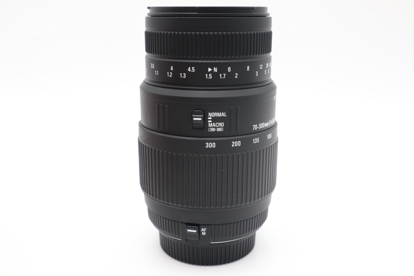 Sigma 70-300mm f/4-5.6 Lens Telephoto Macro for Nikon, Very Good Condition