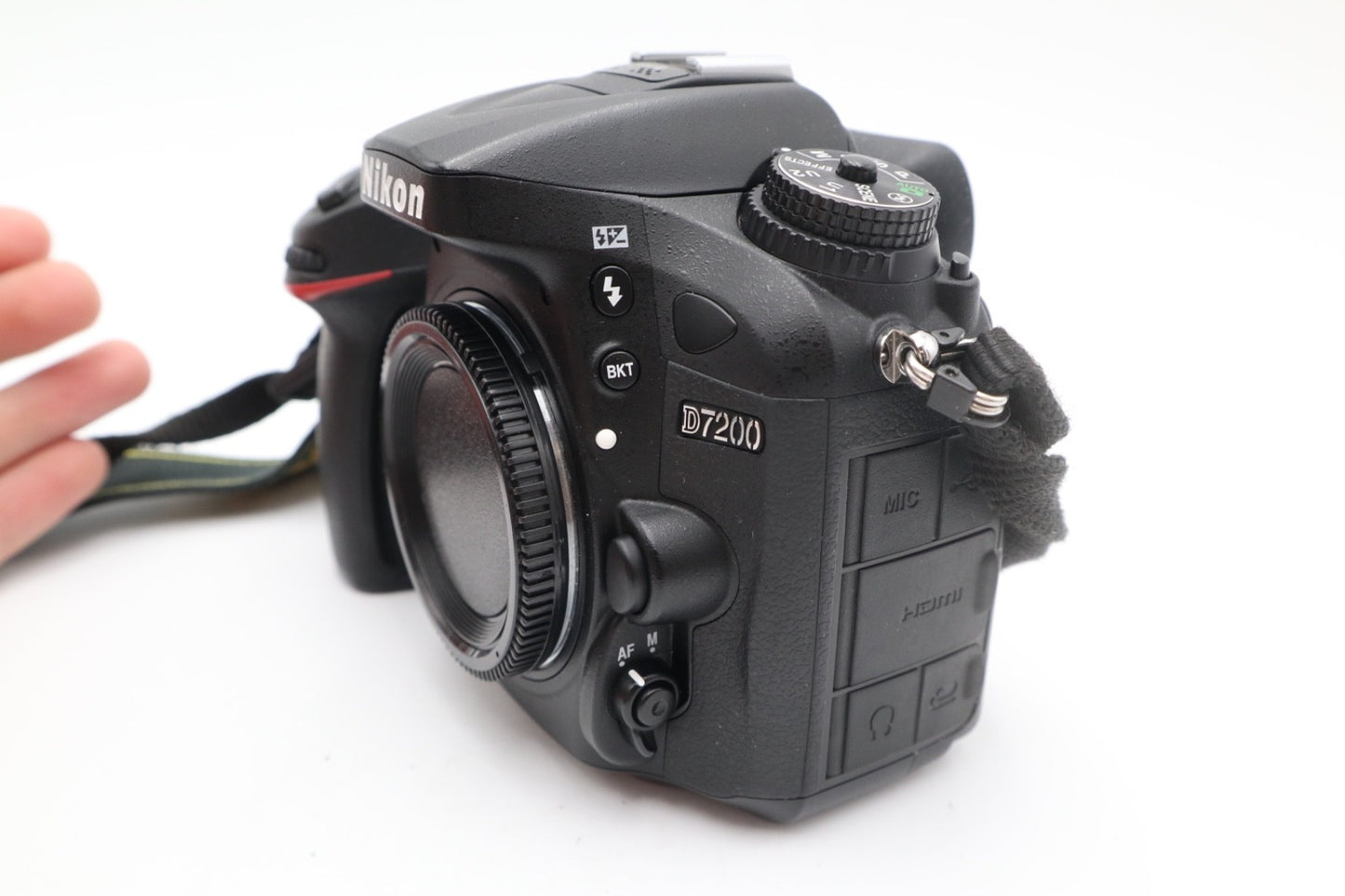 Nikon D7200 DSLR Camera 24.2MP Body Only, Shutter Count 12544, Very Good REFURB.