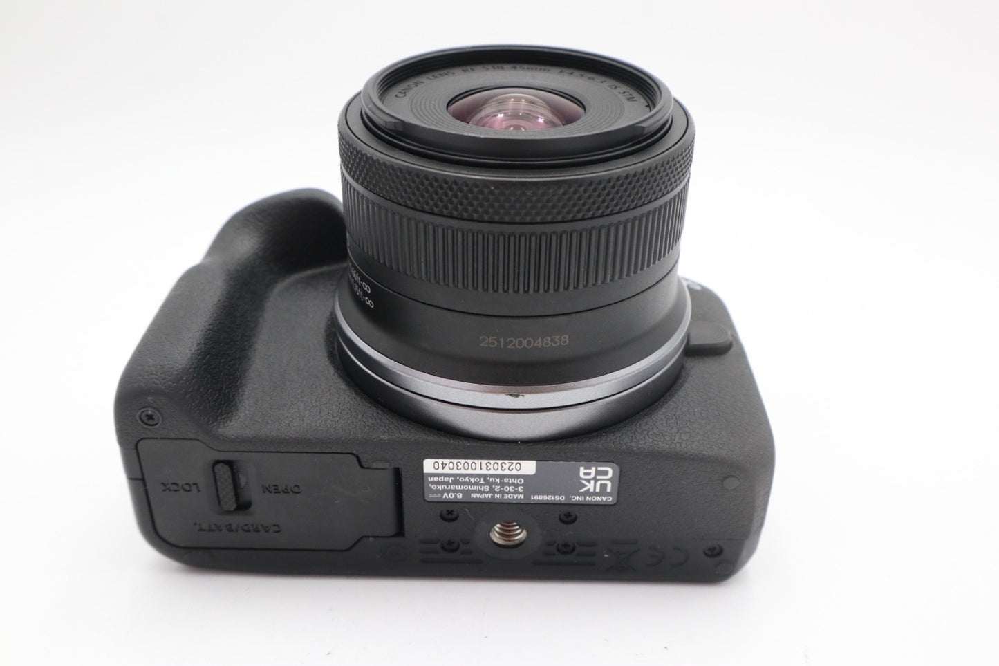 Canon EOS R100 Mirrorless Camera 24.1MP with 18-45mm IS Lens, Shutter Count 2000