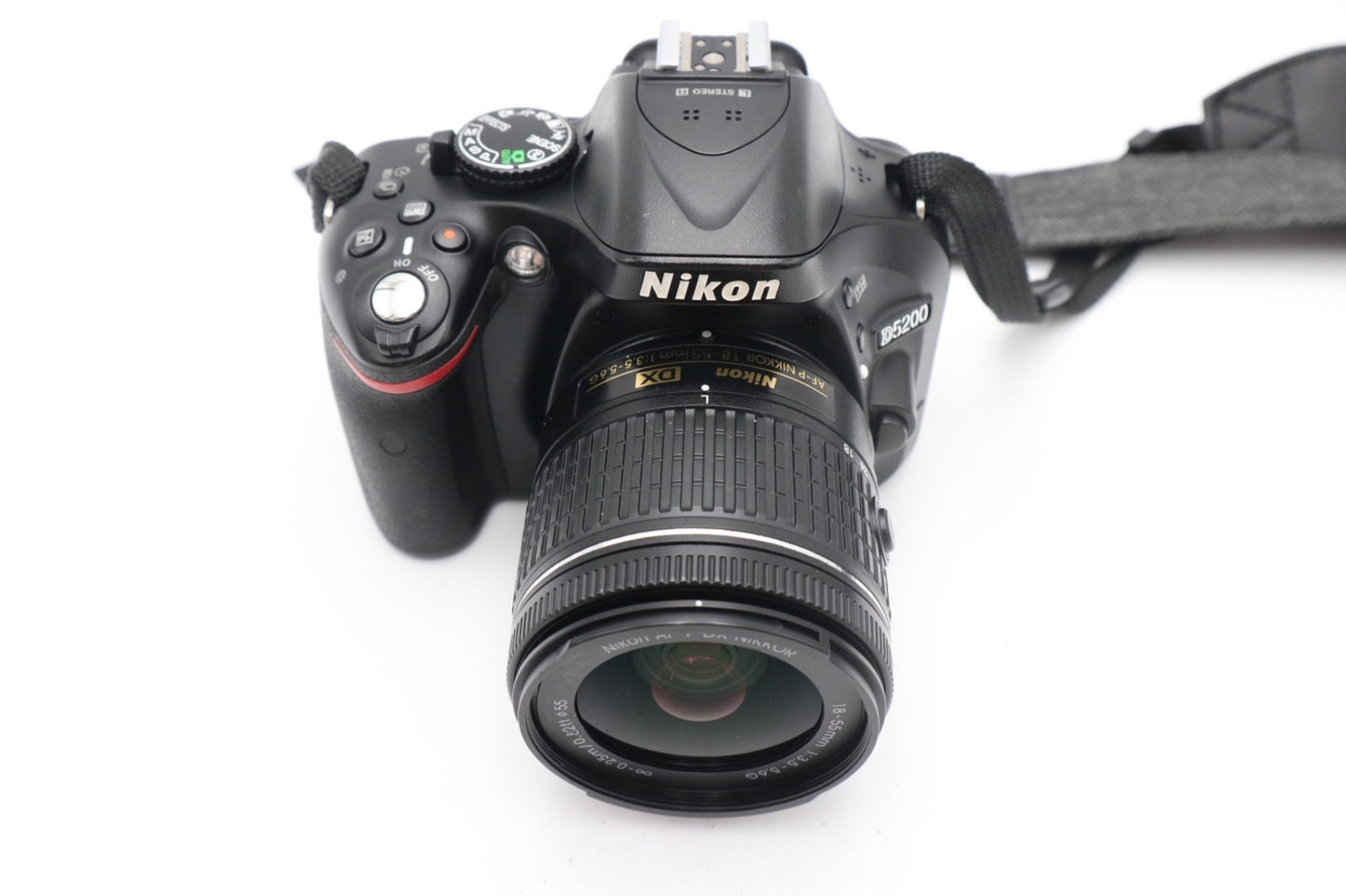 Nikon D5200 DSLR Camera 24.1MP with 18-55mm, Shutter Count 6270, Very Good Cond.