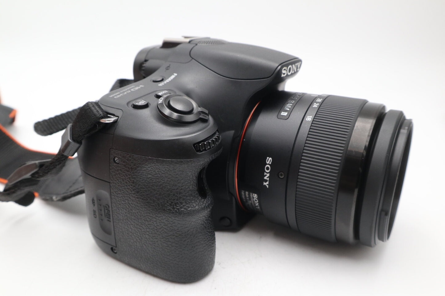 Sony A58 DSLR Camera 20.1MP with 18-55mm, Shutter Count 3134, V. Good Condition