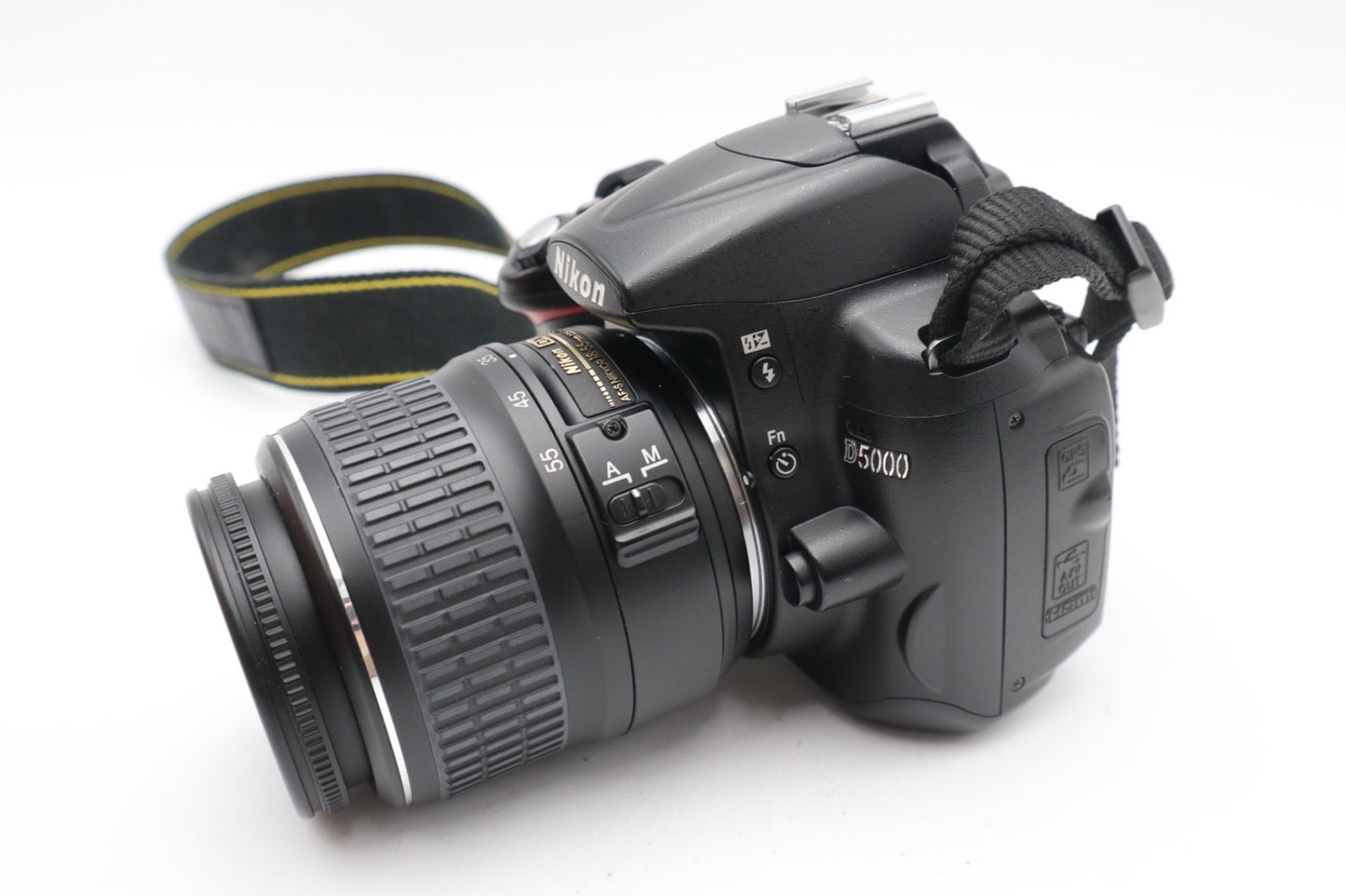 Nikon D5000 DSLR Camera 12.3MP with 18-55mm, Shutter Count 17846, Good Condition
