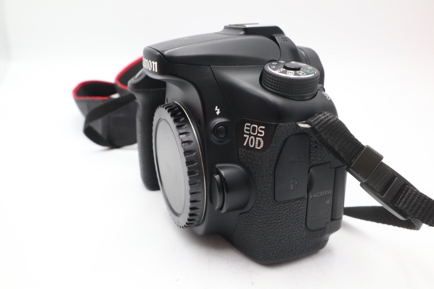 Canon 70D DSLR Camera 20.2MP Body Only, Shutter Count 13262, Good Condition