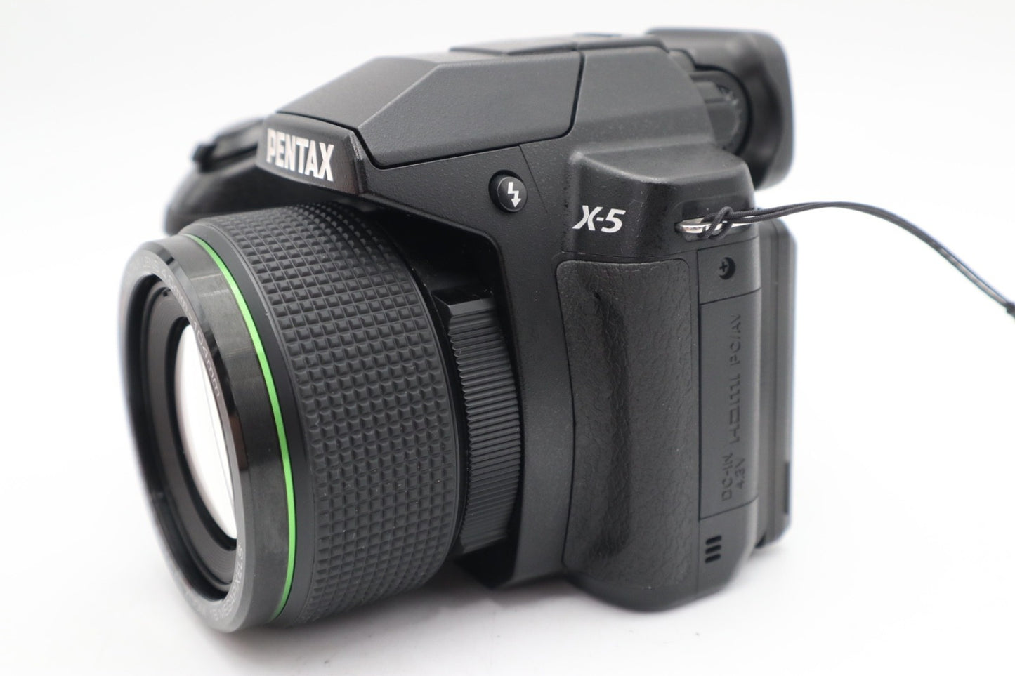 Pentax X-5 Camera 16MP, 26 x Zoom, Digital Bridge, Very Good Condition