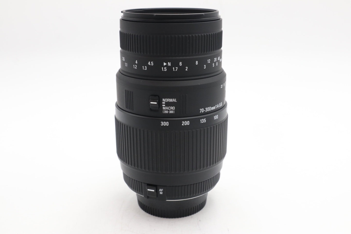 Sigma 70-300mm f/4-5.6 Lens Telephoto Macro for Nikon, Good Condition