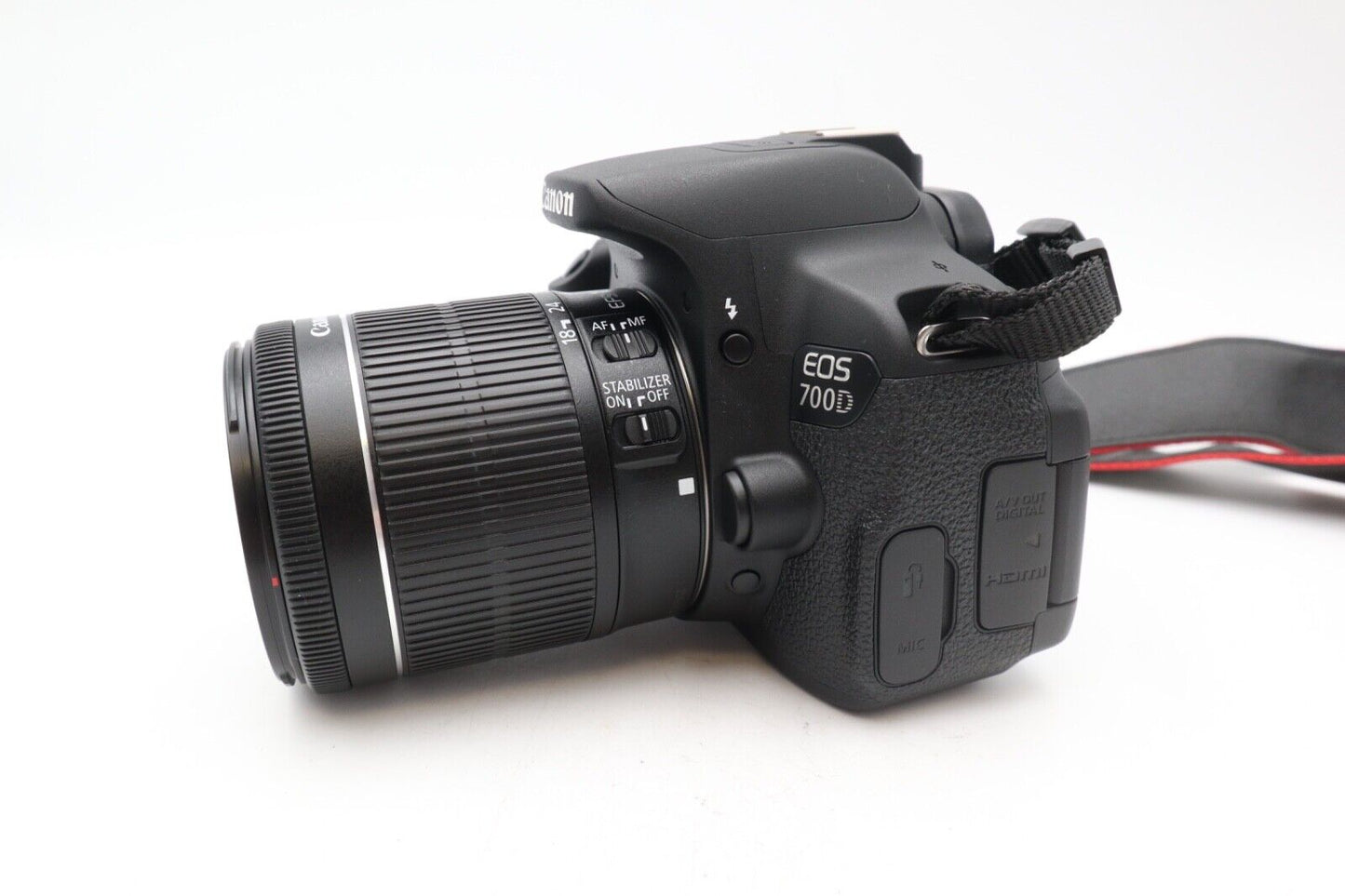 Canon 750D Camera DSLR 24.2MP with 18-55mm, Shutter Count 49, Excellent REFURB.