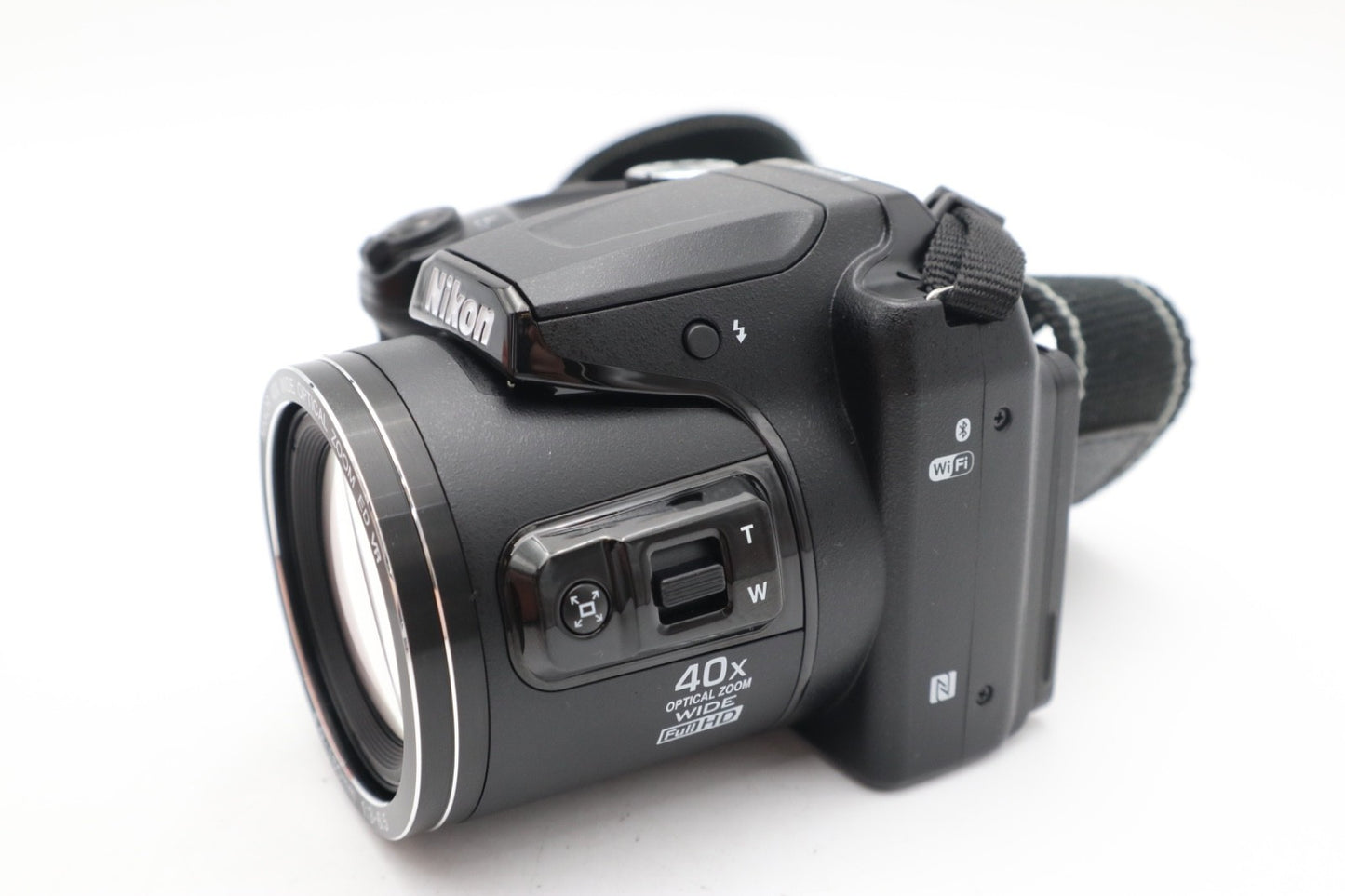 Nikon B500 Bridge Camera 16.0MP, 40x Optical Zoom, Bluetooth, Wi-Fi, V. G. Cond.