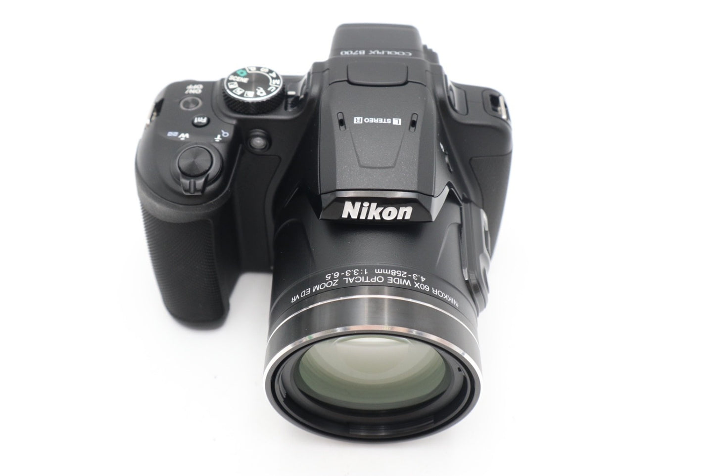 Nikon B700 Bridge Camera 20.3MP, 60x Optical Zoom, 4K , Wi-Fi, V. Good Condition