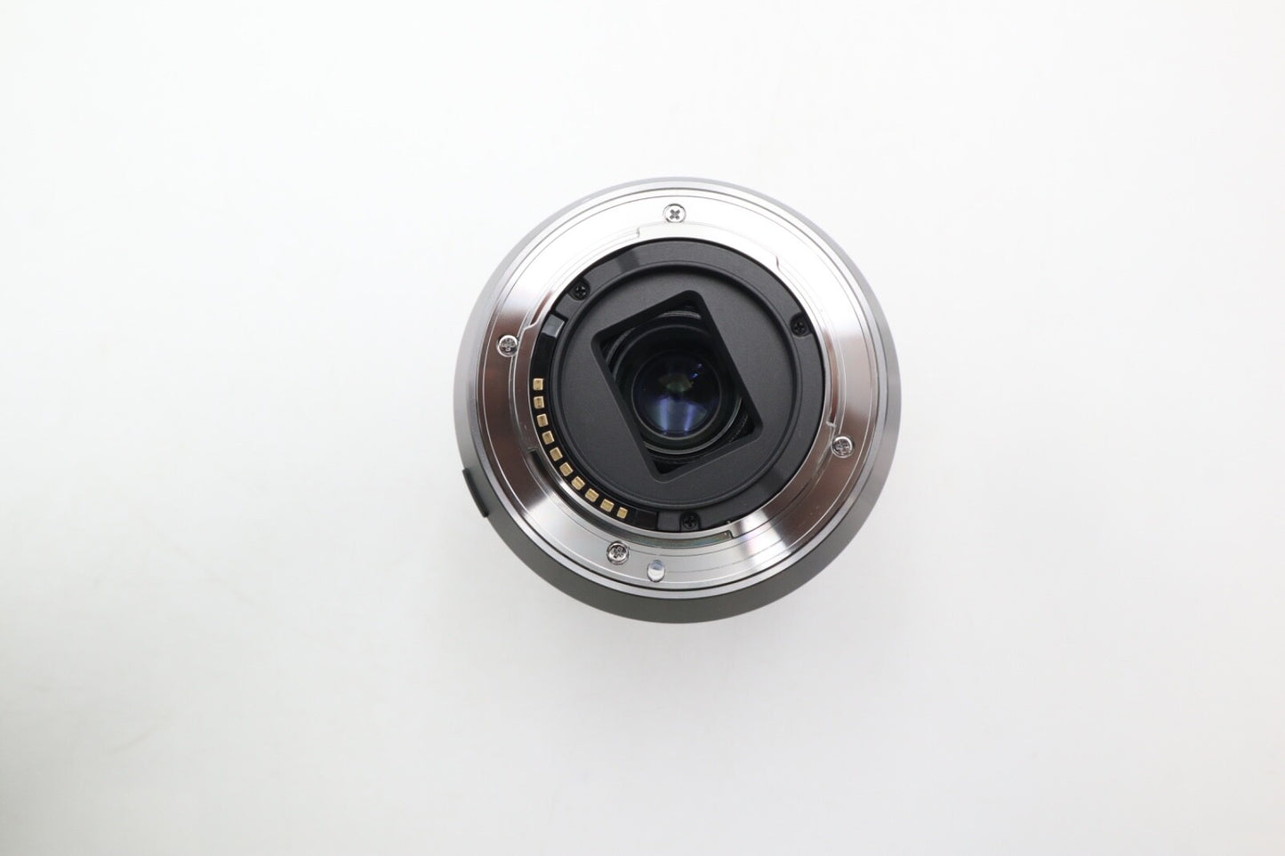 Sony 18-200mm All-Around Lens F/3.5-6.3 OSS SEL18200 for Sony E-Mount, V.G. Cond