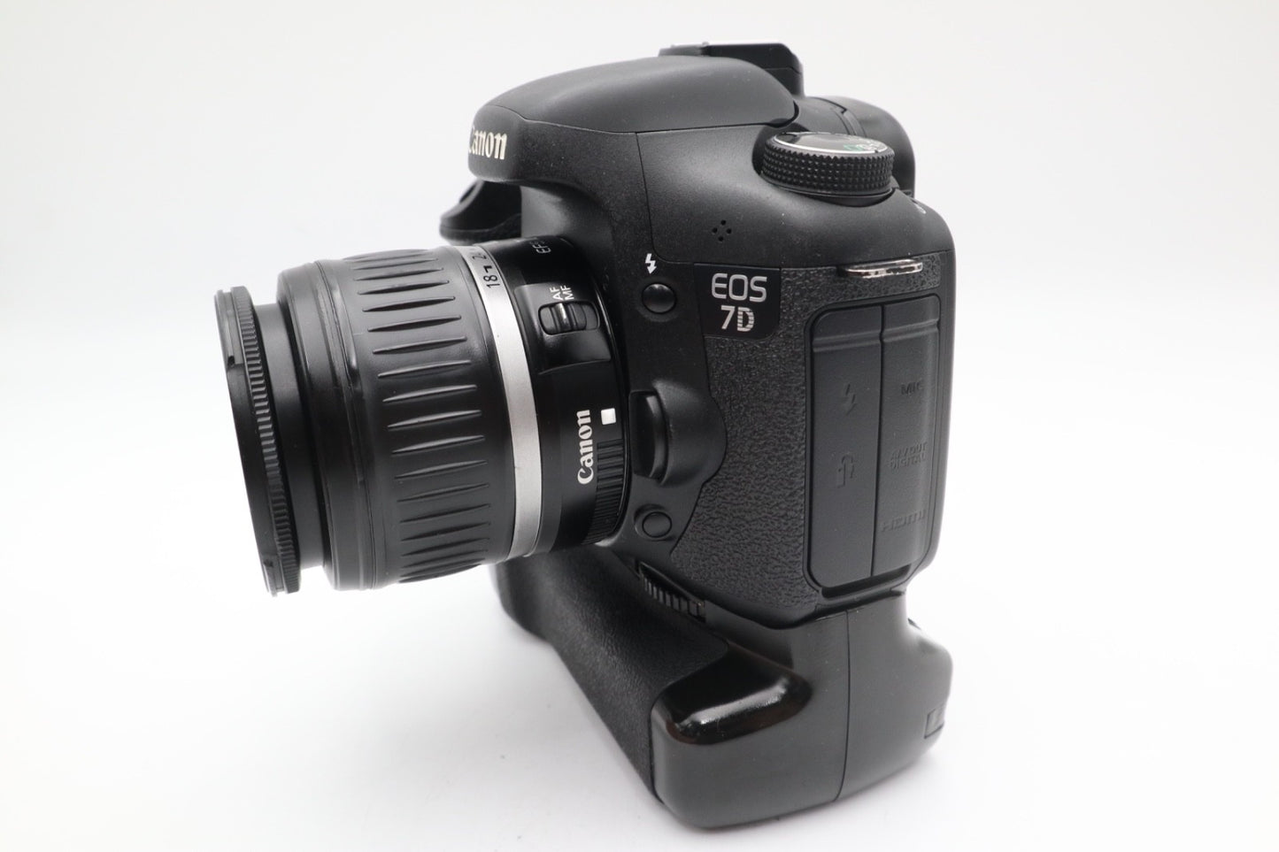 Canon EOS 7D Camera DSLR 18MP with 18-55mm, Shutter Count 18%, Good Condition