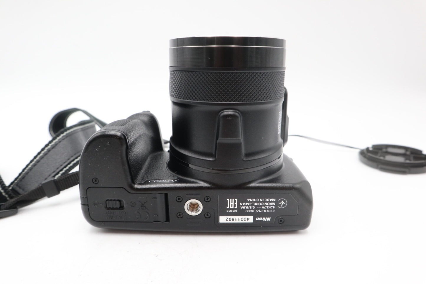Nikon B600 Bridge Camera 16.0MP, 60x Zoom, Wi-Fi, FULL HD, Very Good Condition