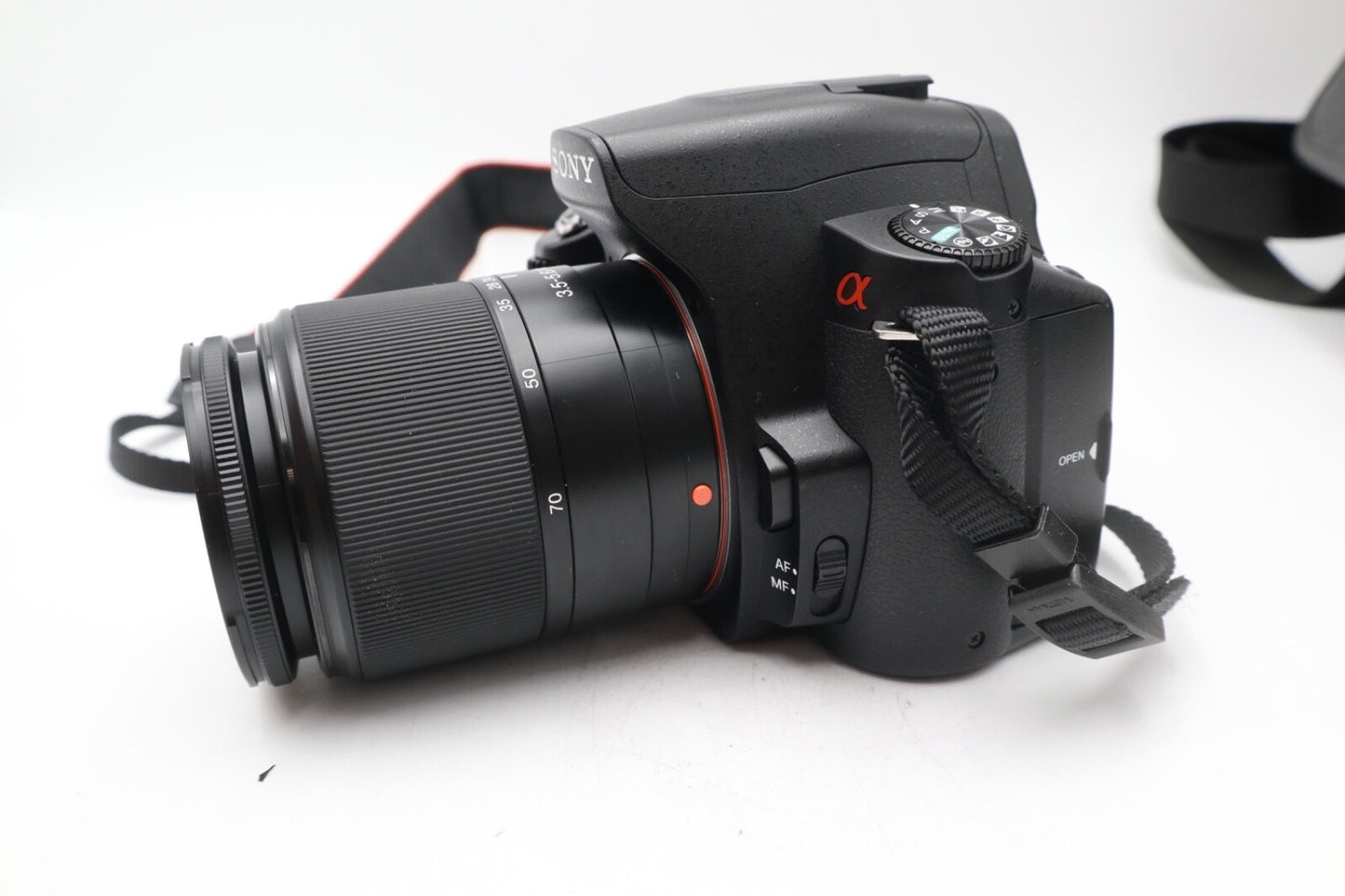 Sony A390 DSLR Camera 14.2MP with 18-70mm, Shutter Count 320, Good Condition