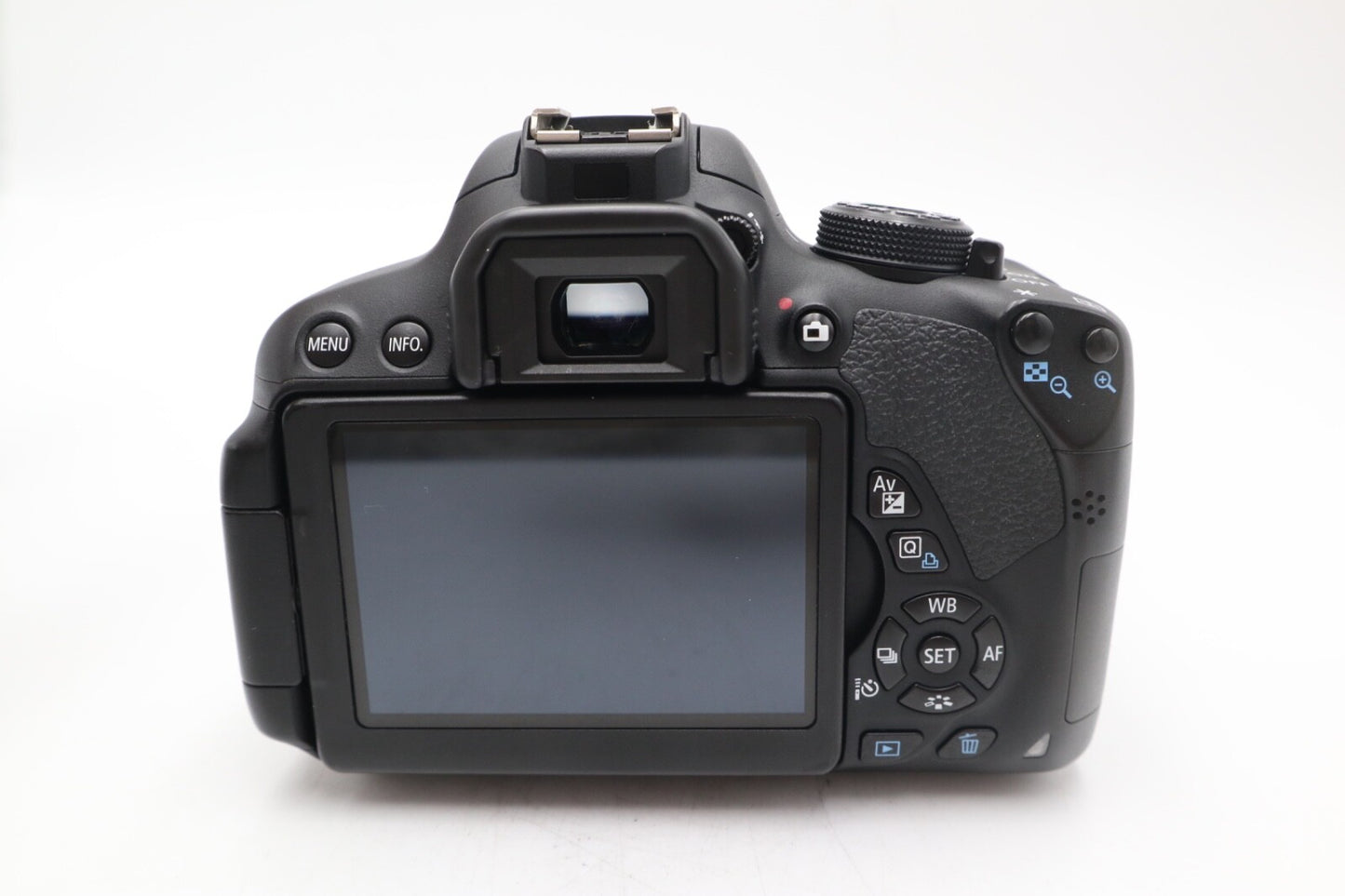 Canon 700D DSLR Camera 18MP with Canon 18-55mm F3.5-5.6 Lens III, Good Condition