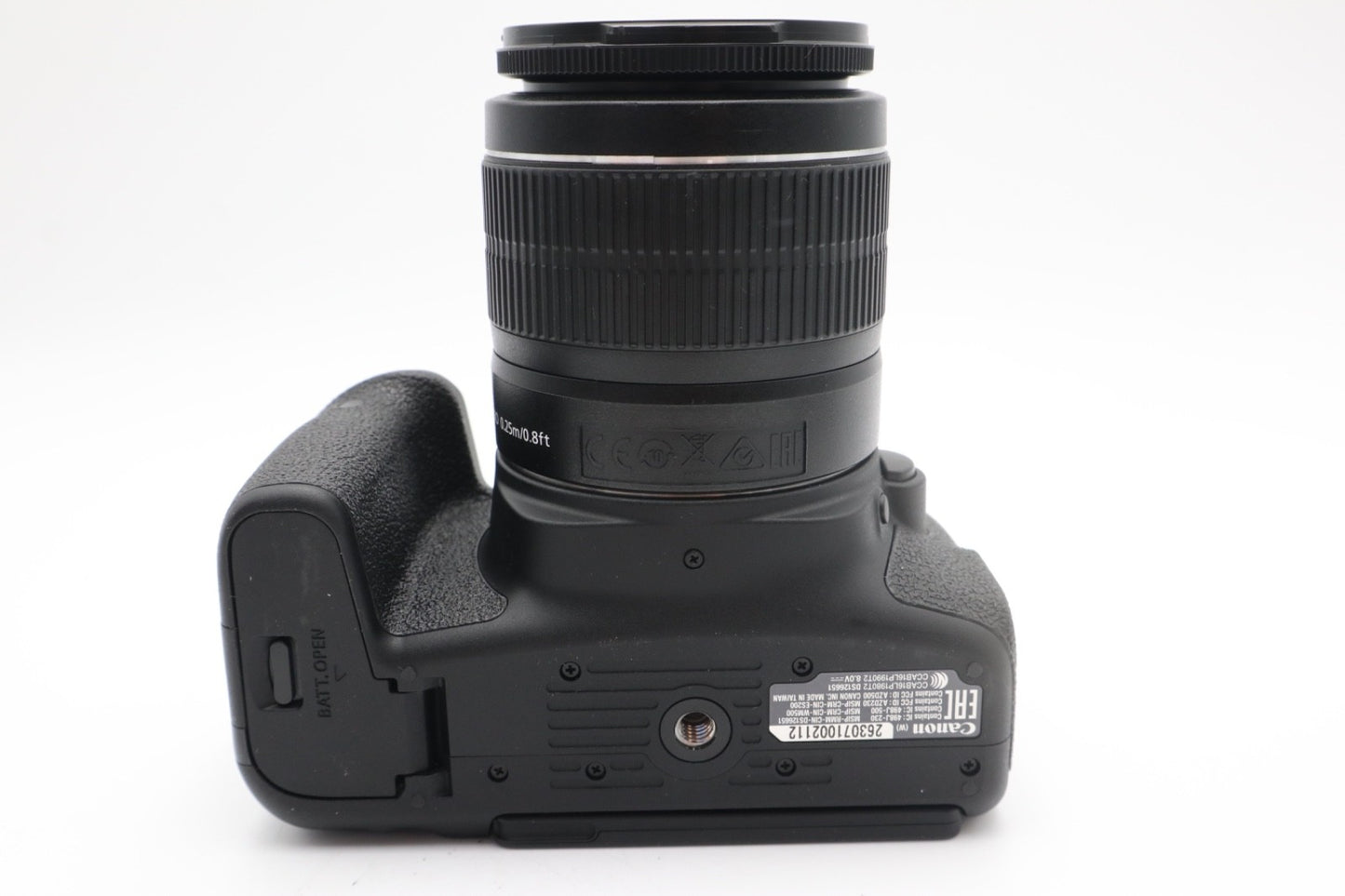 Canon 77D DSLR Camera 24.2MP with 18-55mm, Shutter Count 7216, Very Good REFURB.