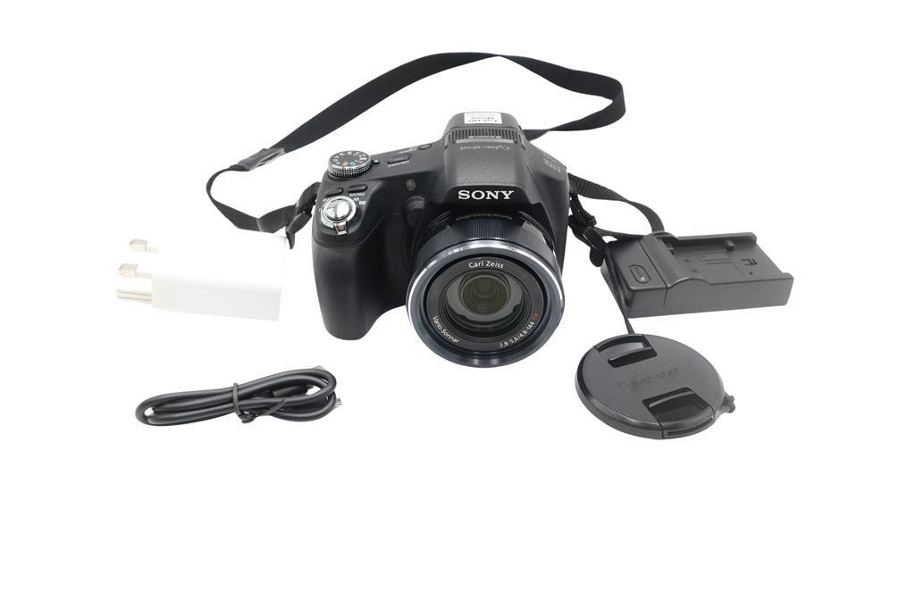 Sony Cyber-Shot HX100 Camera 16.2MP, Digital Bridge, 30x Zoom, Good Condition