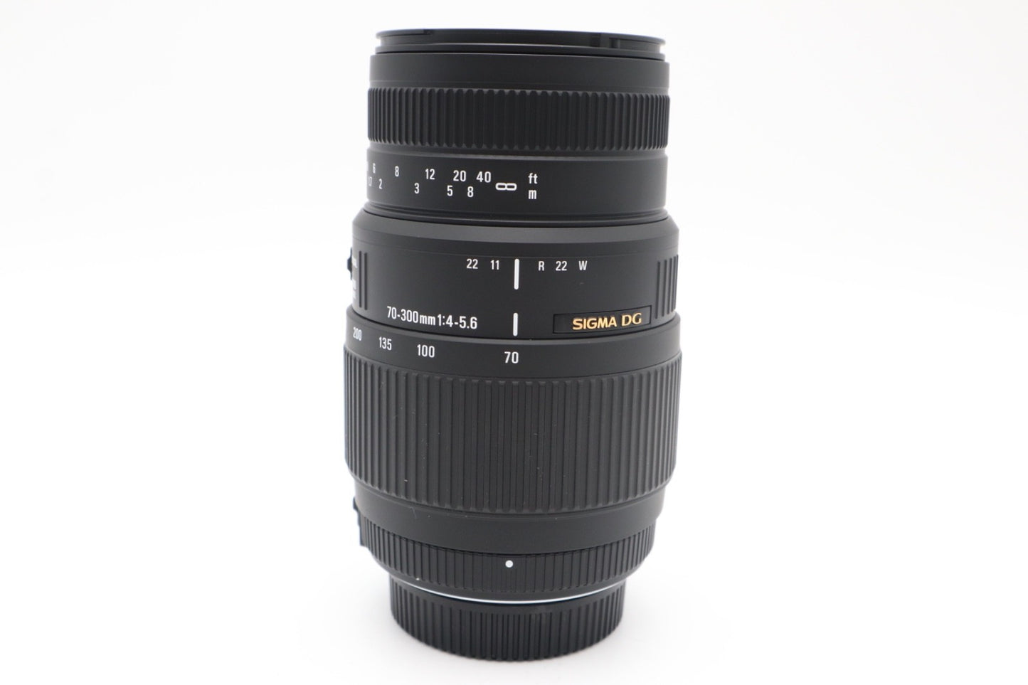 Sigma 70-300mm f/4-5.6 Lens Telephoto Macro for Nikon, Very Good Condition