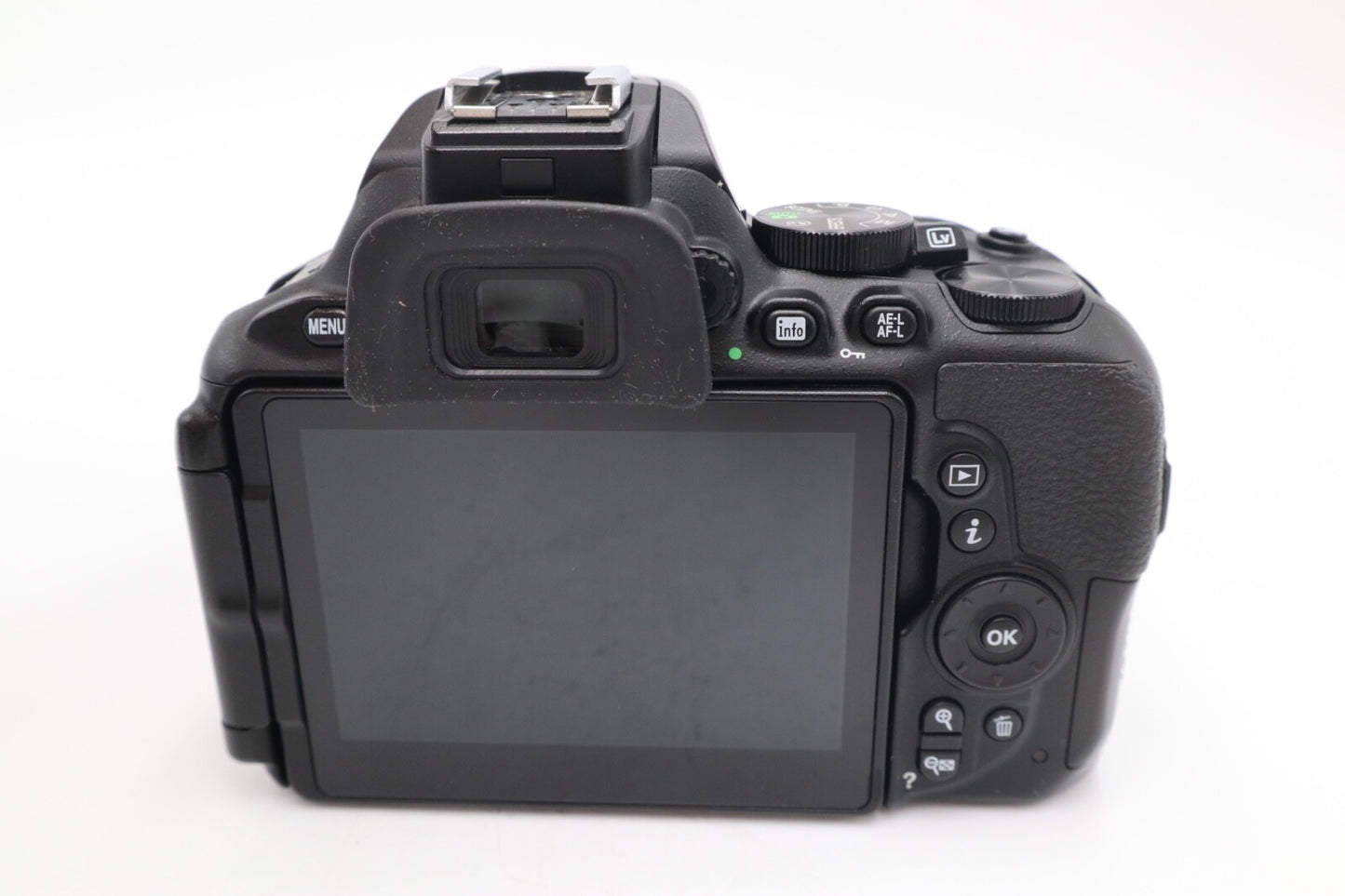 Nikon D5600 24MP Camera DSLR with 18-55mm, Shutter Count 5918, Very Good Cond.