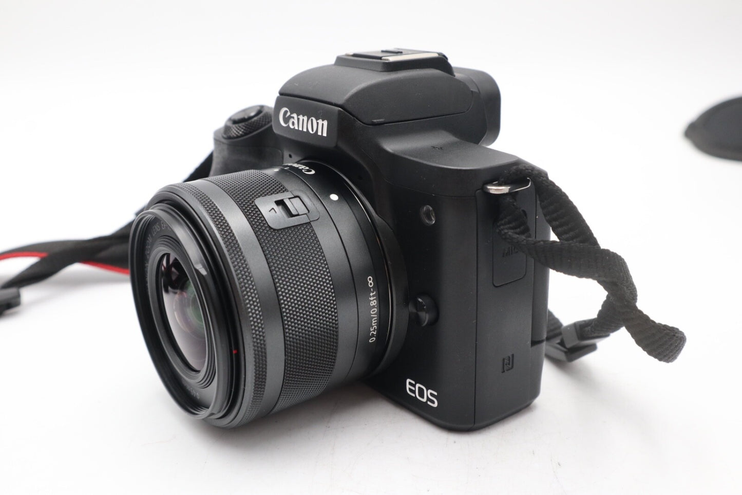 Canon M50 Camera 24MP with 15-45mm STM Lens, Under 1000 Shutter Count, V.G. Cond