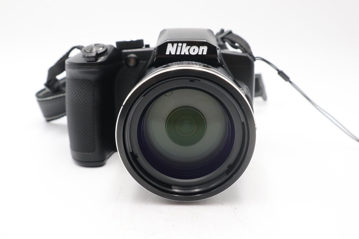 Nikon B600 Bridge Camera 16.0MP, 60x Zoom, Wi-Fi, FULL HD, Very Good Condition