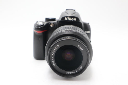 Nikon D5000 DSLR Camera 12.3MP Kit with 18-55mm, Shutter Count 13281, Good Cond.