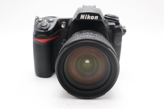 Nikon D300S DSLR Camera 12.3MP with 18-70mm Lens, Shutter Count 29%, Good Cond.