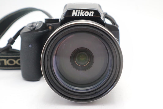 Nikon COOLPIX P900 Camera 16MP Compact Premium, Zoom 83x, Good Condition