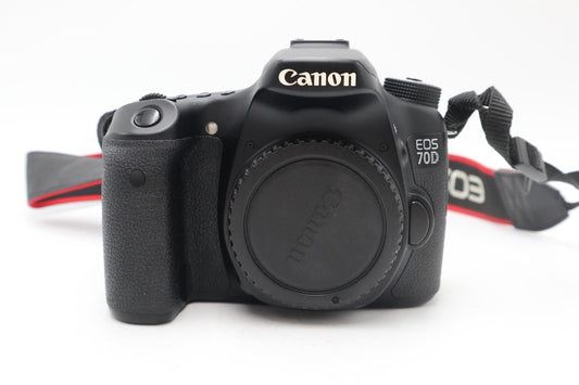 Canon 70D DSLR Camera 20.2MP Body Only, Shutter Count 23180, Good Condition