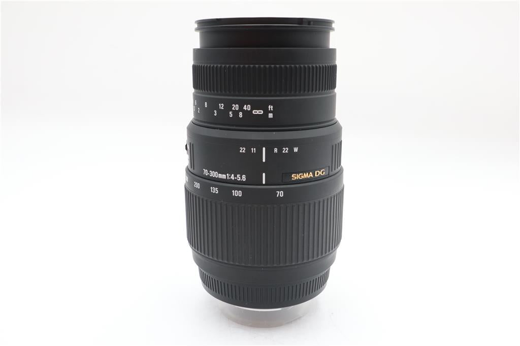 Sigma 70-300mm Telephoto Lens f/4-5.6 DG Zoom Macro for Sony, Fair Condition
