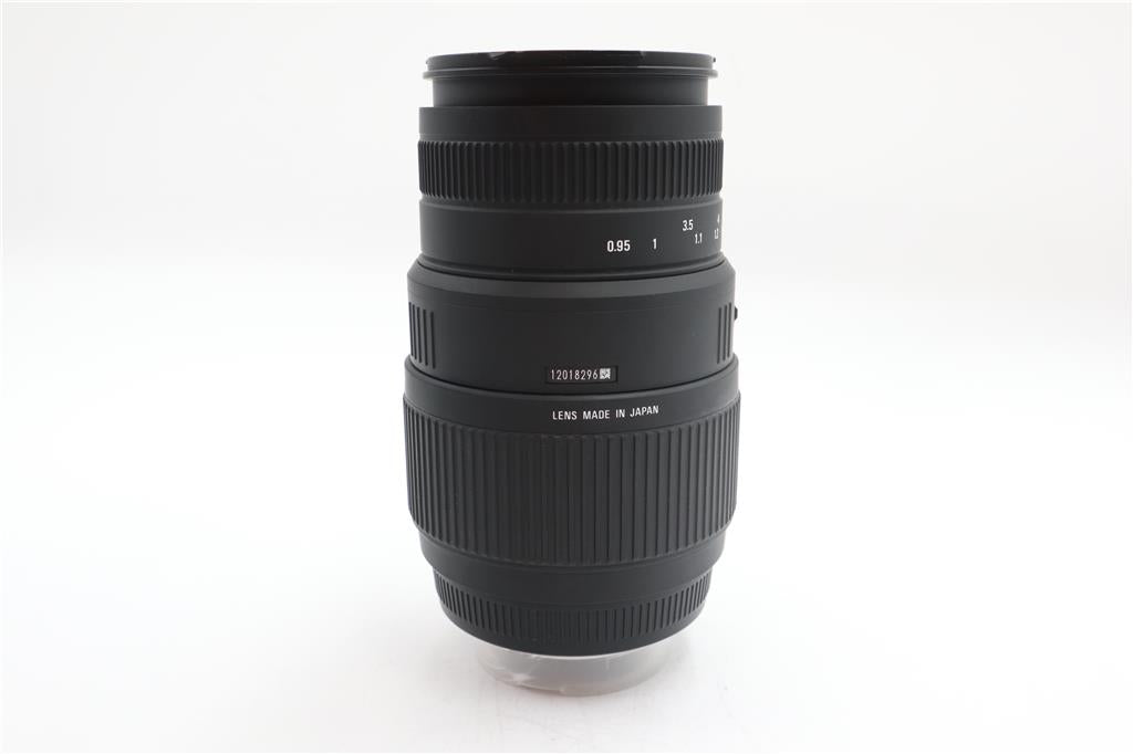 Sigma 70-300mm Telephoto Lens f/4-5.6 DG Zoom Macro for Sony, Fair Condition