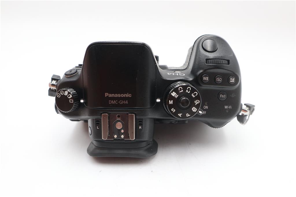 Panasonic DMC-GH4 Mirrorless Camera 16MP 4K Body Only, Shutter Count 10468