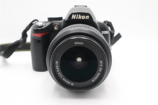 Nikon D3000 DSLR Camera 10.2MP with 18-55mm, Shutter Count 2790, Very Good Cond.