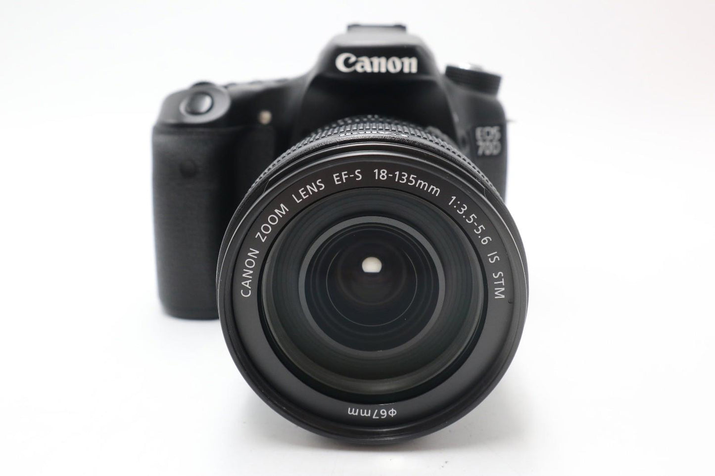 Canon 70D DSLR Camera 20.2MP with 18-135mm IS STM Shutter Count 5442 REFURBISHED