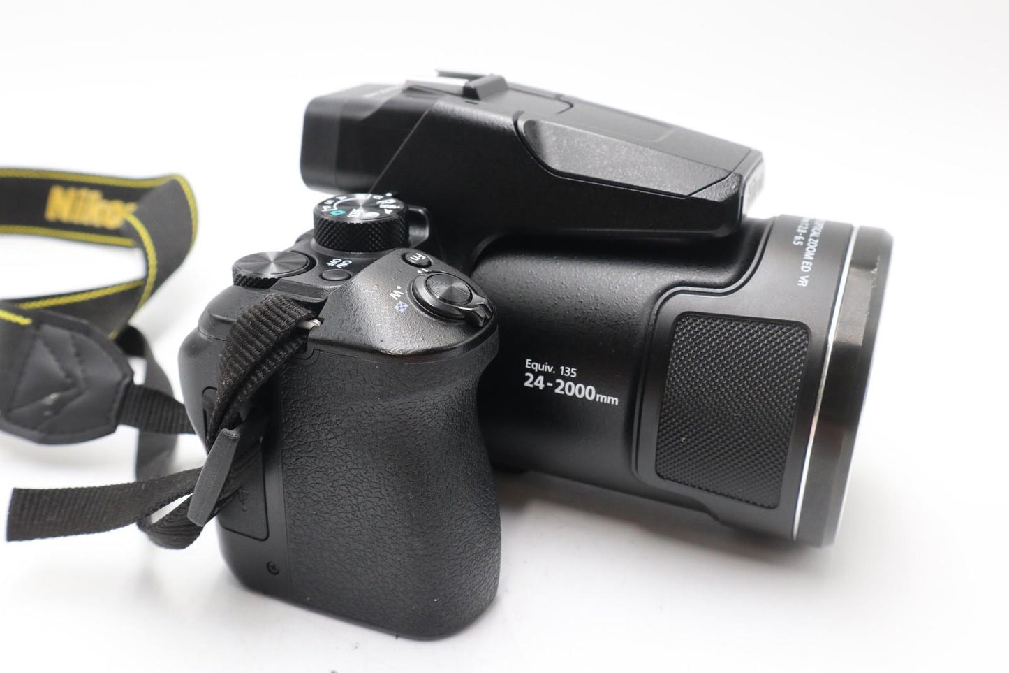 Nikon COOLPIX P950 Camera 16MP Compact Premium, Zoom 83x, Very Good Condition