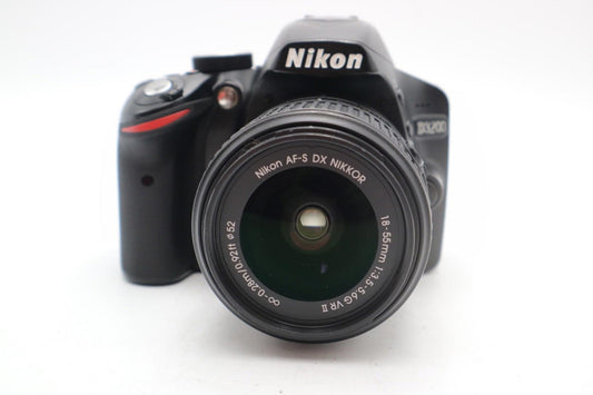 Nikon D3200 DSLR Camera 24.2MP with 18-55mm, Shutter Count 16456, Good Condition