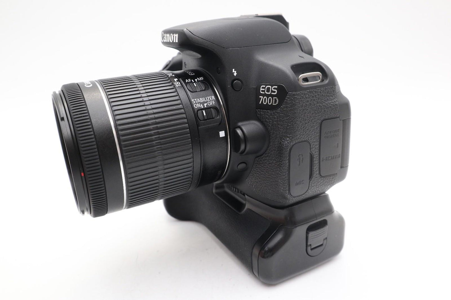 Canon 700D DSLR Camera 18MP with Canon 18-55mm Lens, Very Good REFURBISHED