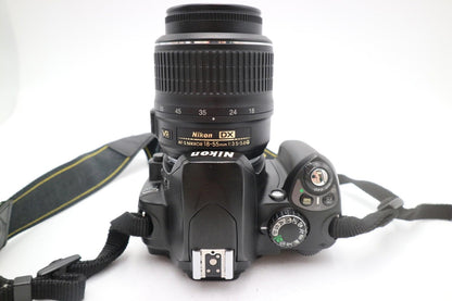 Nikon D40 Camera 6.1MP DSLR with 18-55mm, Shutter Count 14104, Good Condition